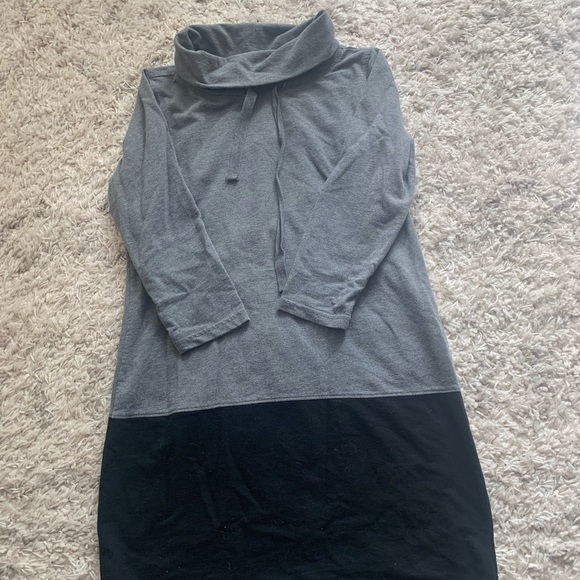 GH Bass & Company Mock Neck Tunic - Picture 3 of 5